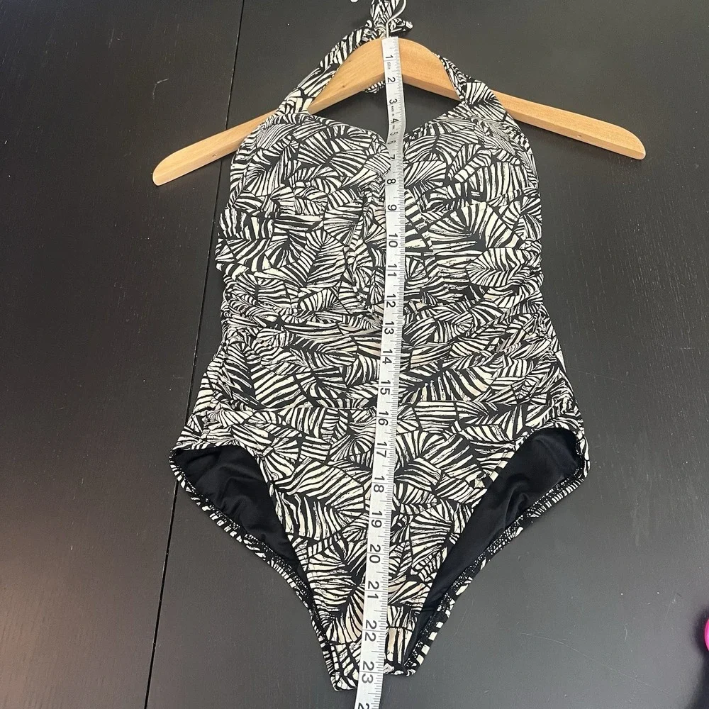 Seafolly Palm Print One‎ Piece Halter Swimsuit 8 Black Tan Tie Back Resort Vacay